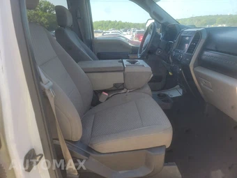 2019 Ford Super Duty F-250 XLT Crew Cab Medium Bed - miniatura 8