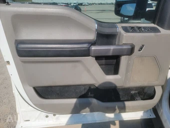 2019 Ford Super Duty F-250 XLT Crew Cab Medium Bed - miniatura 9