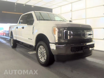 2019 Ford Super Duty F-250 XLT Crew Cab Medium Bed - miniatura 3