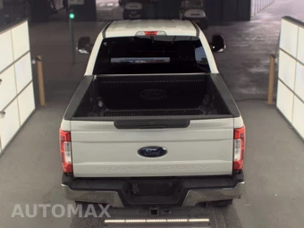 2019 Ford Super Duty F-250 XLT Crew Cab Medium Bed - miniatura 5