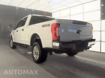 2019 Ford Super Duty F-250 XLT Crew Cab Medium Bed - miniatura 6