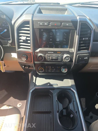2019 Ford Super Duty F-250 XLT Crew Cab Medium Bed - miniatura 11