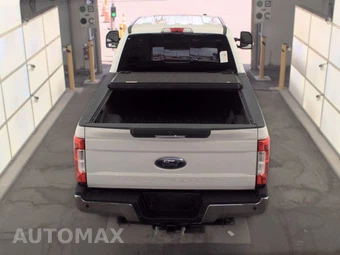 2019 Ford Super Duty F-250 XLT Crew Cab Medium Bed - miniatura 5