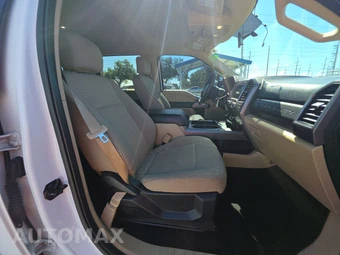 2019 Ford Super Duty F-250 XLT Crew Cab Medium Bed - miniatura 8