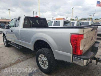 2019 Ford Super Duty F-250 XLT Extended Cab Long Bed w/Rear Doors - miniatura 2