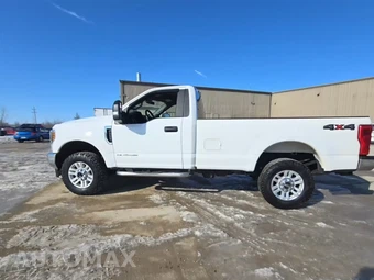 2019 Ford Super Duty F-250 XLT Regular Cab Long Bed - miniatura 3