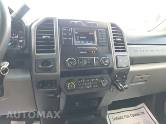 2019 Ford Super Duty F-350 Cab Chassis XL Crew Cab DRW - miniatura 10