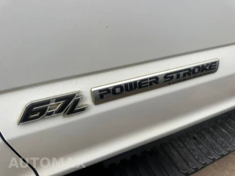 2019 Ford Super Duty F-350 Cab Chassis XL Crew Cab DRW - miniatura 6