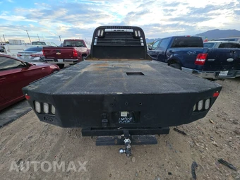 2019 Ford Super Duty F-350 Cab Chassis XL Crew Cab DRW - miniatura 5