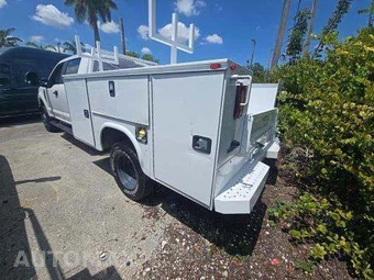 2019 Ford Super Duty F-350 Cab Chassis XL Crew Cab DRW - miniatura 2