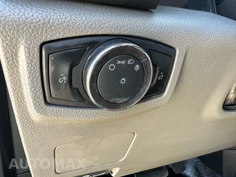 2019 Ford Super Duty F-350 Cab Chassis XL Crew Cab DRW - miniatura 104