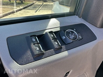 2019 Ford Super Duty F-350 Cab Chassis XL Crew Cab DRW - miniatura 106