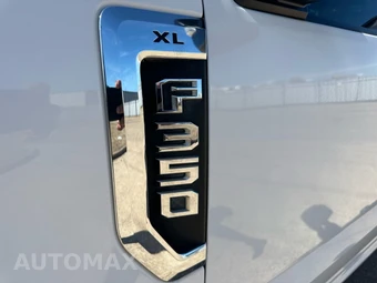 2019 Ford Super Duty F-350 Cab Chassis XL Crew Cab DRW - miniatura 115