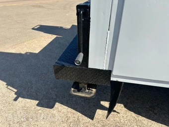 2019 Ford Super Duty F-350 Cab Chassis XL Crew Cab DRW - miniatura 64
