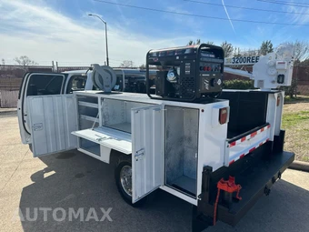 2019 Ford Super Duty F-350 Cab Chassis XL Crew Cab DRW - miniatura 7