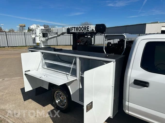 2019 Ford Super Duty F-350 Cab Chassis XL Crew Cab DRW - miniatura 8