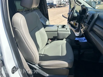 2019 Ford Super Duty F-350 Cab Chassis XL Crew Cab DRW - miniatura 84