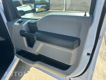 2019 Ford Super Duty F-350 Cab Chassis XL Crew Cab DRW - miniatura 86