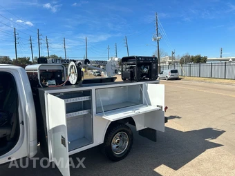 2019 Ford Super Duty F-350 Cab Chassis XL Crew Cab DRW - miniatura 9