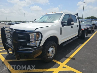 2019 Ford Super Duty F-350 Cab Chassis XL Crew Cab DRW