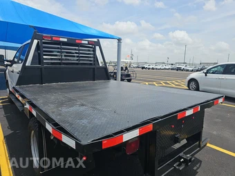 2019 Ford Super Duty F-350 Cab Chassis XL Crew Cab DRW - miniatura 16