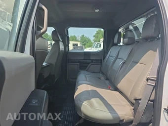 2019 Ford Super Duty F-350 Cab Chassis XL Crew Cab DRW - miniatura 16