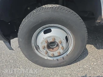 2019 Ford Super Duty F-350 Cab Chassis XL Crew Cab DRW - miniatura 8