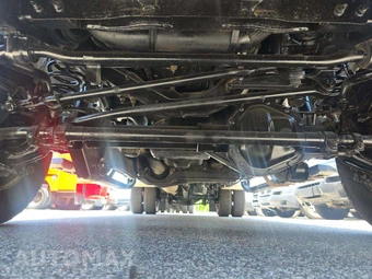 2019 Ford Super Duty F-350 Cab Chassis XL Crew Cab DRW - miniatura 19