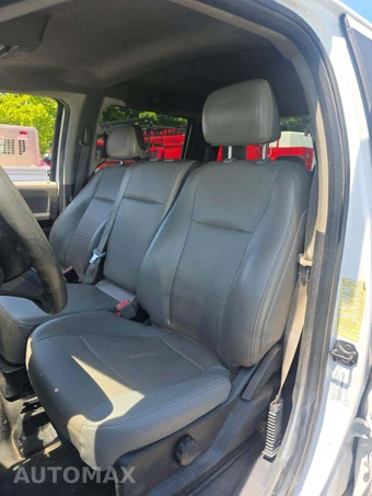 2019 Ford Super Duty F-350 Cab Chassis XL Crew Cab DRW - miniatura 6