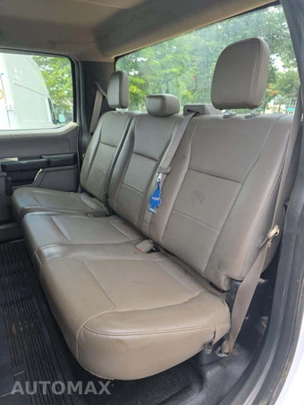 2019 Ford Super Duty F-350 Cab Chassis XL Crew Cab DRW - miniatura 13