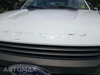 2019 Ford Super Duty F-350 Cab Chassis XL Crew Cab DRW - miniatura 23