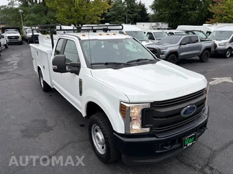 2019 Ford Super Duty F-350 Cab Chassis XL Extended Cab w/Rear Doors - miniatura 13