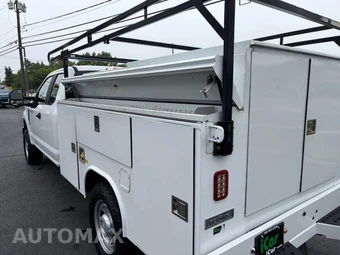 2019 Ford Super Duty F-350 Cab Chassis XL Extended Cab w/Rear Doors - miniatura 23