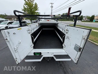 2019 Ford Super Duty F-350 Cab Chassis XL Extended Cab w/Rear Doors - miniatura 33
