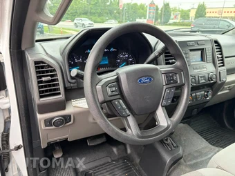 2019 Ford Super Duty F-350 Cab Chassis XL Extended Cab w/Rear Doors - miniatura 48
