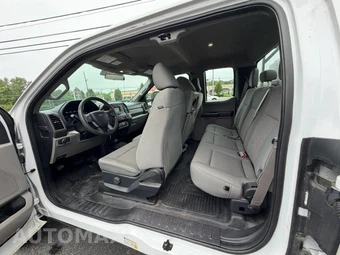 2019 Ford Super Duty F-350 Cab Chassis XL Extended Cab w/Rear Doors - miniatura 50