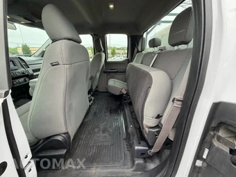 2019 Ford Super Duty F-350 Cab Chassis XL Extended Cab w/Rear Doors - miniatura 57