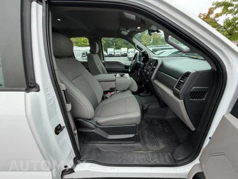 2019 Ford Super Duty F-350 Cab Chassis XL Extended Cab w/Rear Doors - miniatura 59