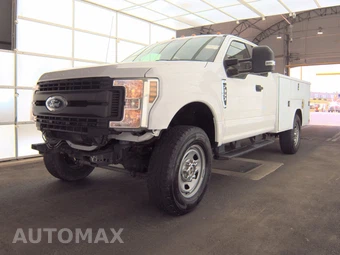 2019 Ford Super Duty F-350 Cab Chassis XL Extended Cab w/Rear Doors