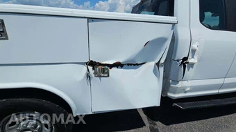 2019 Ford Super Duty F-350 Cab Chassis XL Extended Cab w/Rear Doors - miniatura 20