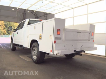2019 Ford Super Duty F-350 Cab Chassis XL Extended Cab w/Rear Doors - miniatura 6