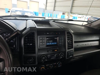 2019 Ford Super Duty F-350 Cab Chassis XL Extended Cab w/Rear Doors DRW - miniatura 11