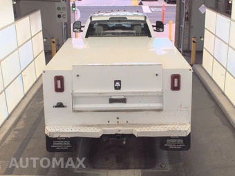 2019 Ford Super Duty F-350 Cab Chassis XL Extended Cab w/Rear Doors DRW - miniatura 5