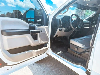 2019 Ford Super Duty F-350 Cab Chassis XL Extended Cab w/Rear Doors DRW - miniatura 10