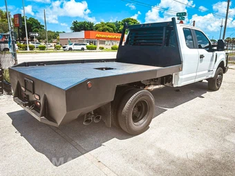 2019 Ford Super Duty F-350 Cab Chassis XL Extended Cab w/Rear Doors DRW - miniatura 6