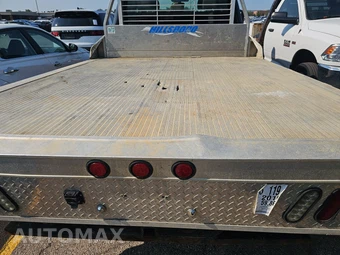 2019 Ford Super Duty F-350 Cab Chassis XL Extended Cab w/Rear Doors DRW - miniatura 5