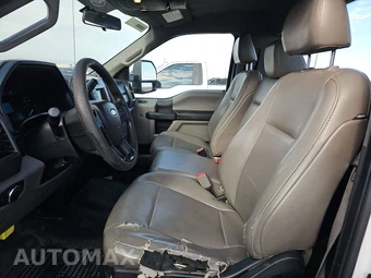 2019 Ford Super Duty F-350 Cab Chassis XL Regular Cab DRW - miniatura 7