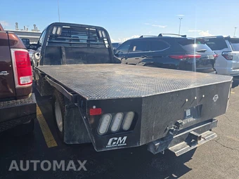 2019 Ford Super Duty F-350 Cab Chassis XL Regular Cab DRW - miniatura 6