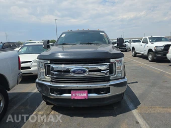 2019 Ford Super Duty F-350 Cab Chassis XLT Extended Cab w/Rear Doors DRW - miniatura 2