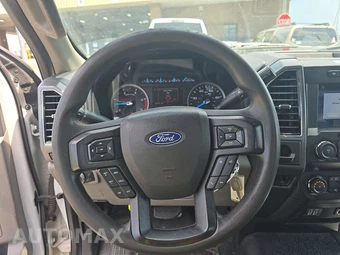 2019 Ford Super Duty F-350 Cab Chassis XLT Regular Cab DRW - miniatura 10